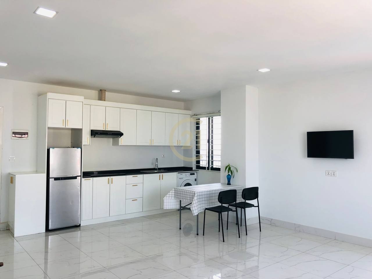 One Bedroom For Rent At Psar Derm Tkhov