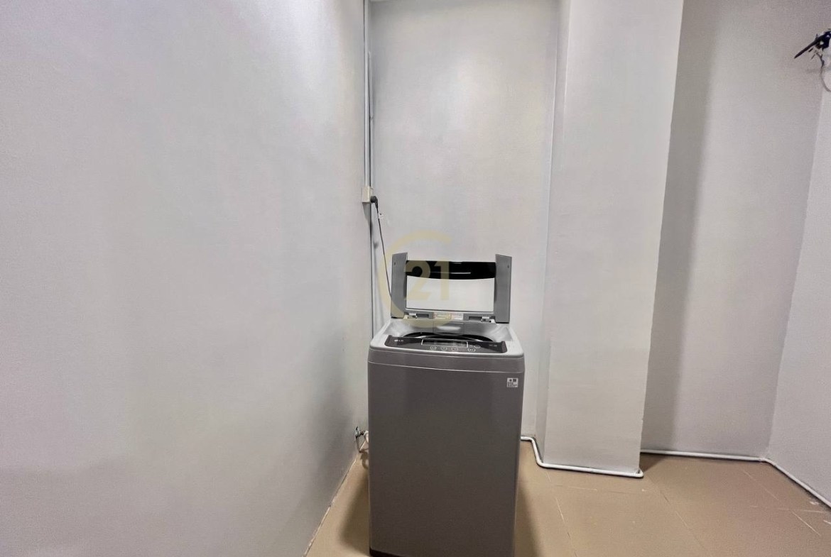 Specious 3 Bedroom For Rent at BKK1