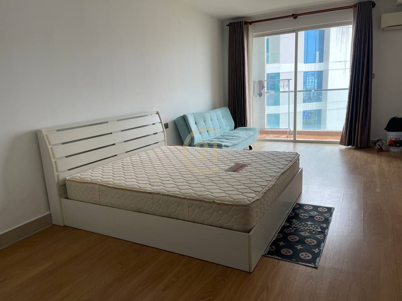 Studio Condo For Rent at Olympia City