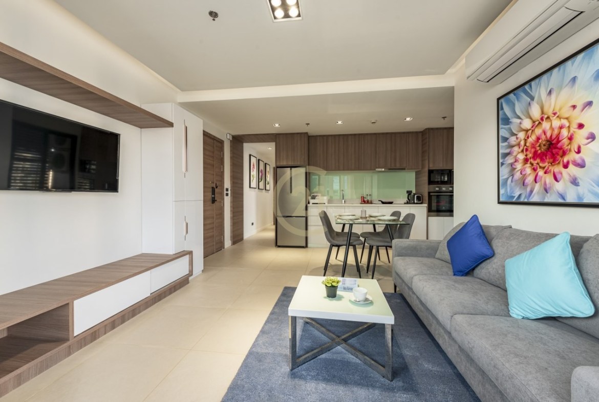 luxury 2 Bedroom for Rent at BKK1