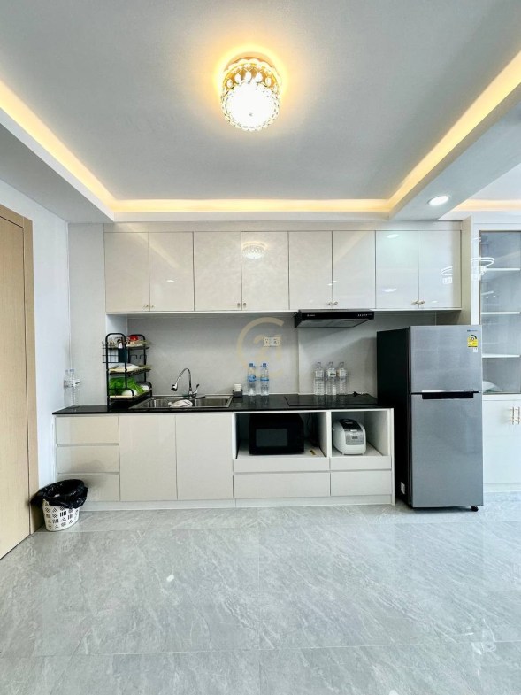 Brand New 1 Bedroom for Rent at BKK3