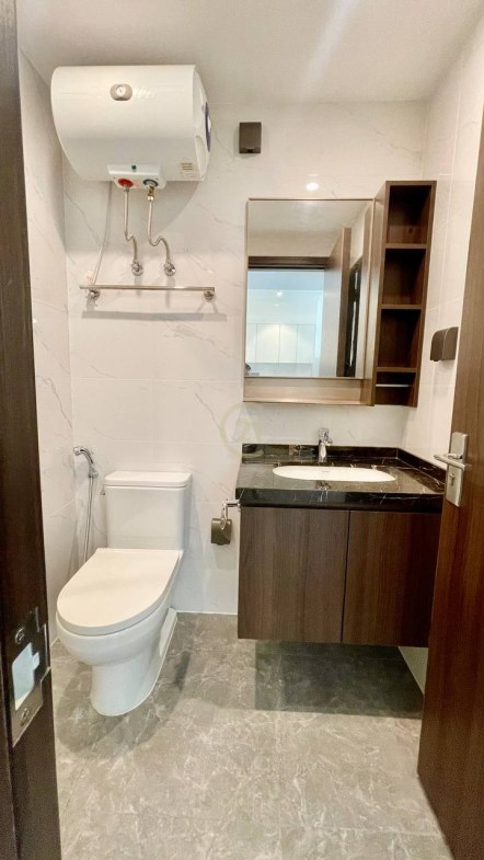 Brand new 1BR For Rent at BKK1