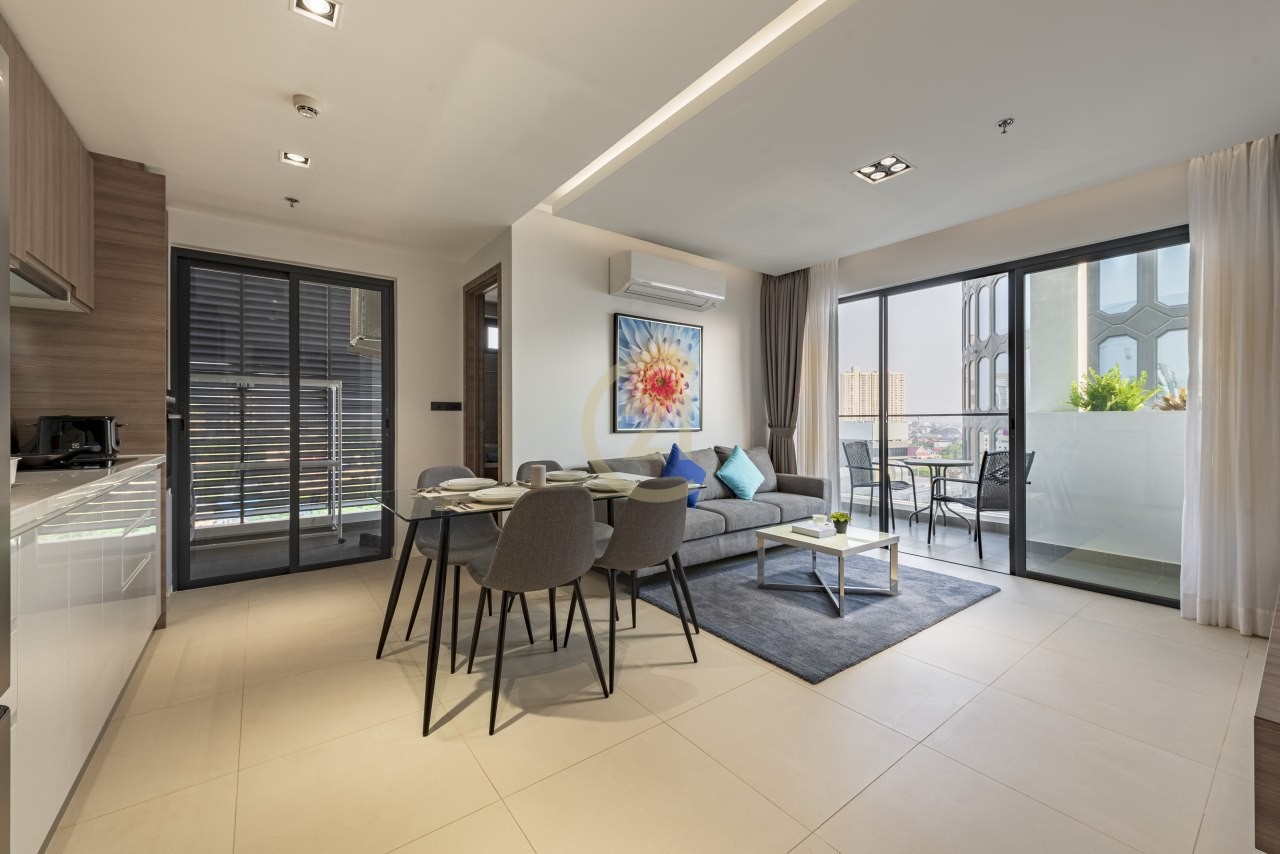 luxury 2 Bedroom for Rent at BKK1