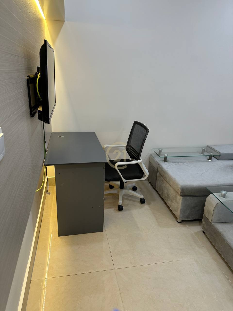 Nice Studio Condo for Rent at 7 Makara