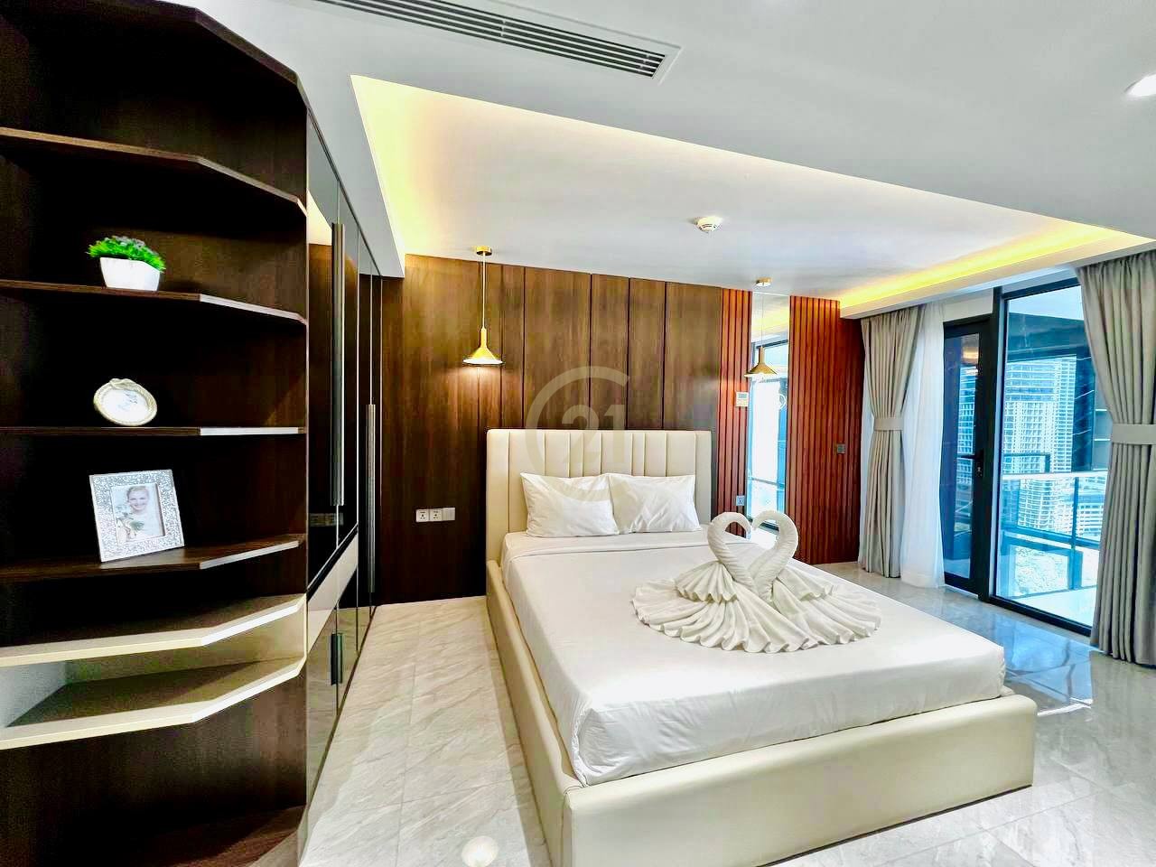 Nice Duplex Penthouse Three Bedroom For Rent At Tonle Bassac