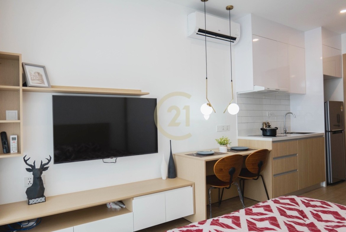 Studio Apartment for Rent Near Olympic