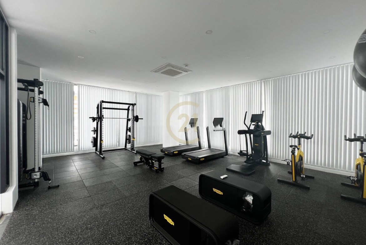 Studio Apartment for Rent Near Olympic