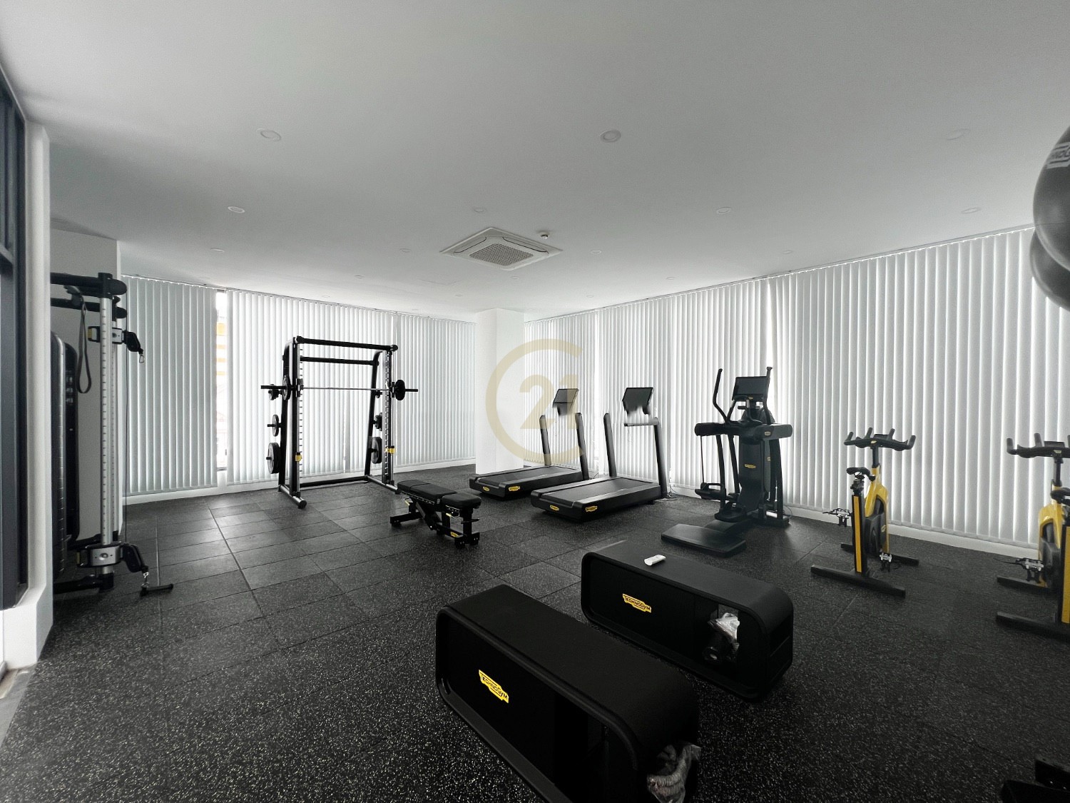 Studio Apartment for Rent Near Olympic