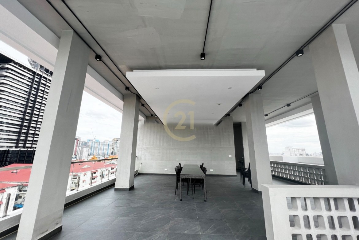 Studio Apartment for Rent Near Olympic