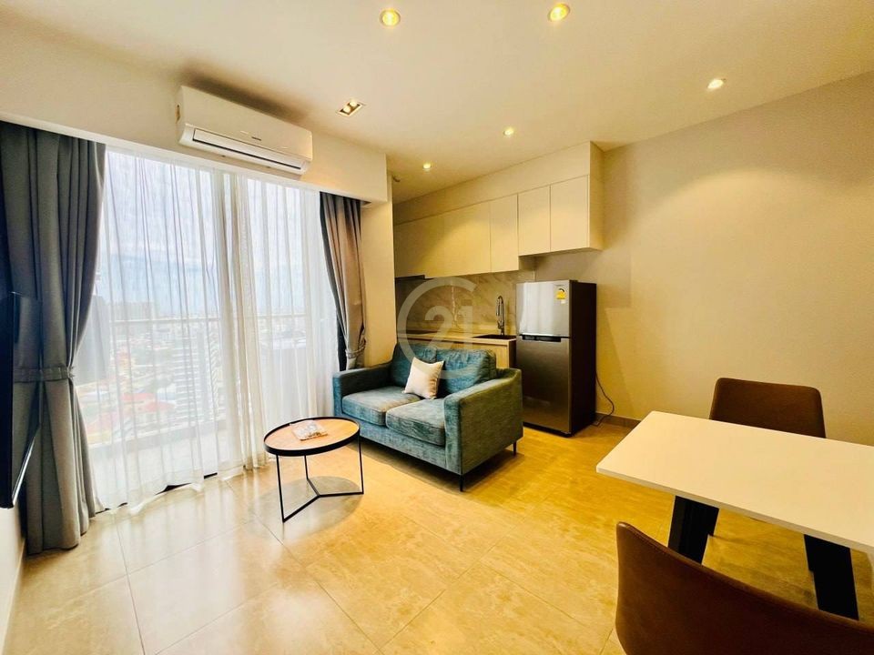 Nice two bedrooms for rent with furniture