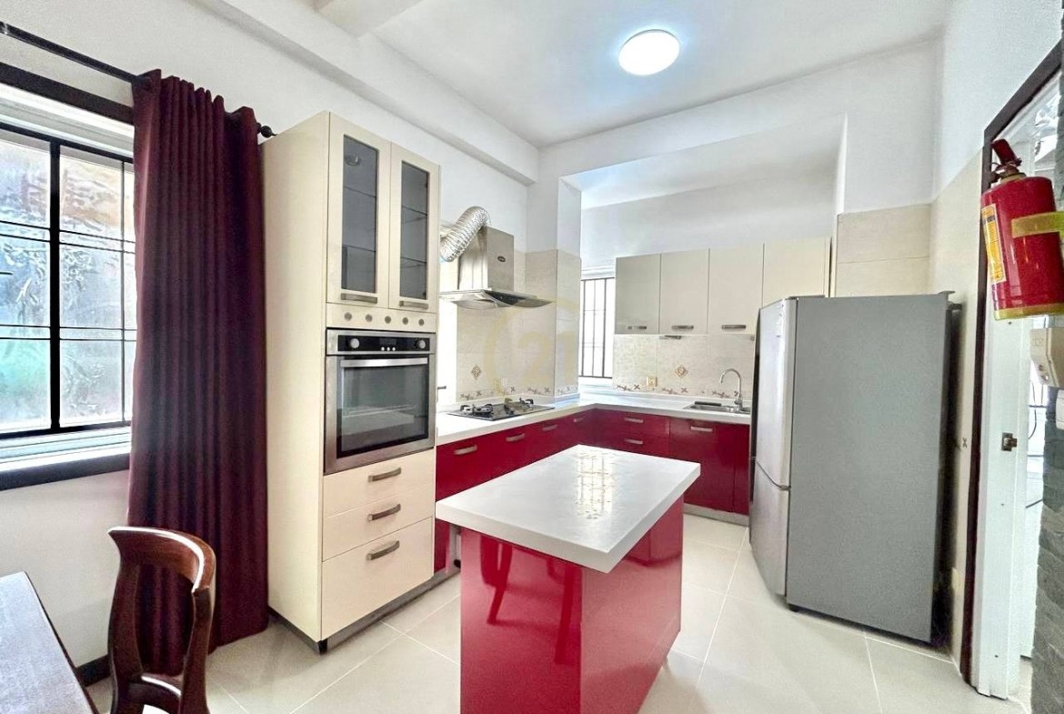 Big Three Bedroom For Rent At Tonle Bassac