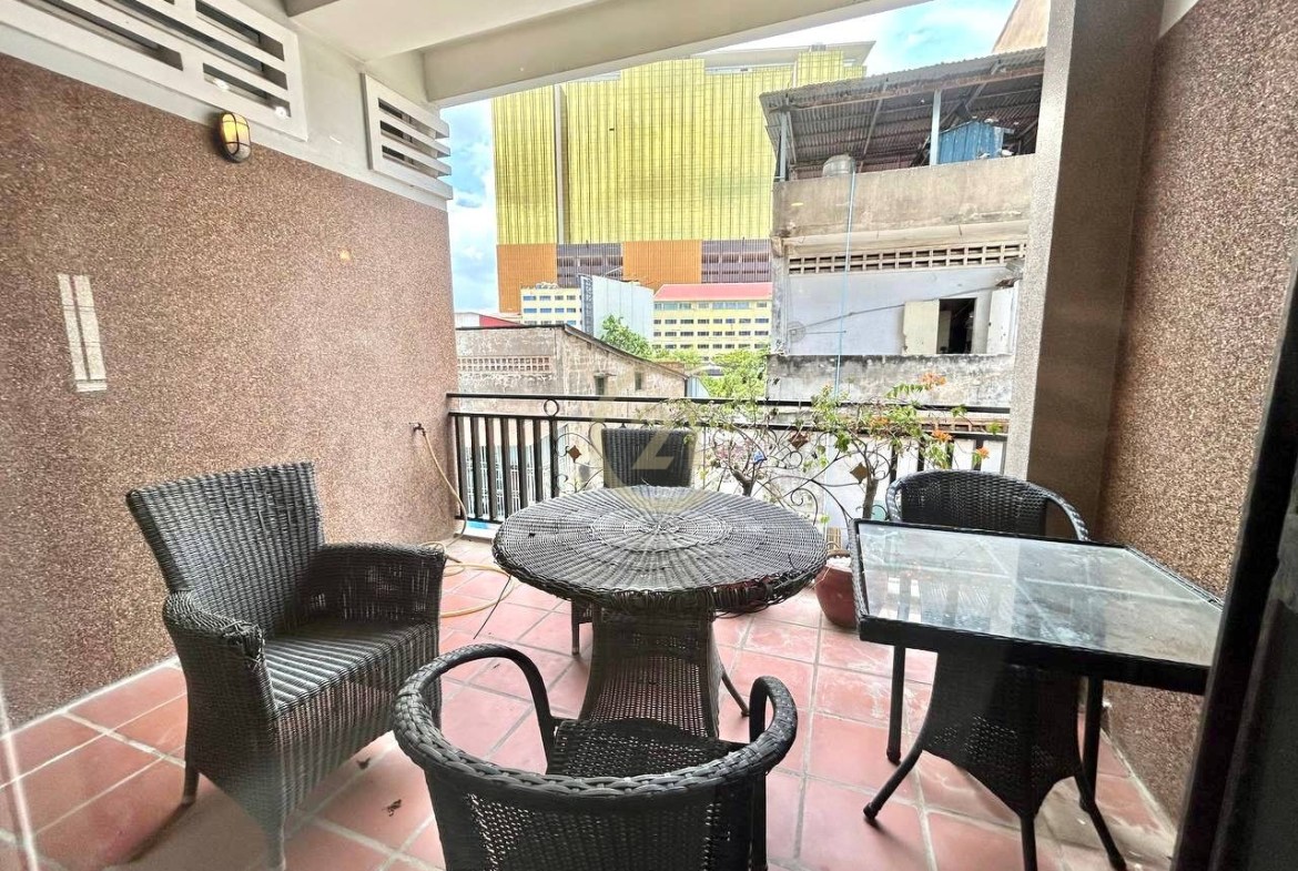 Big Three Bedroom For Rent At Tonle Bassac