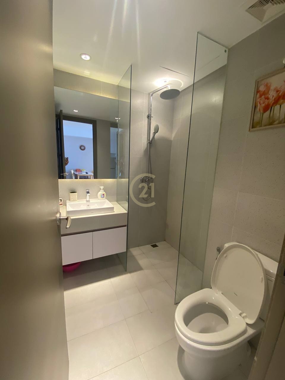 Nice Studio room For Rent At Olympic