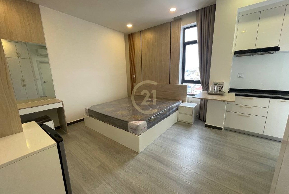 Nice Studio room For Rent At Olympic