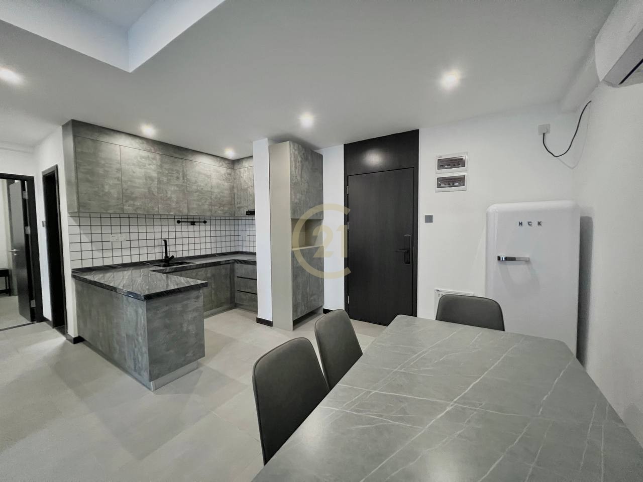 Luxury 2 Bedroom for rent at BKK1