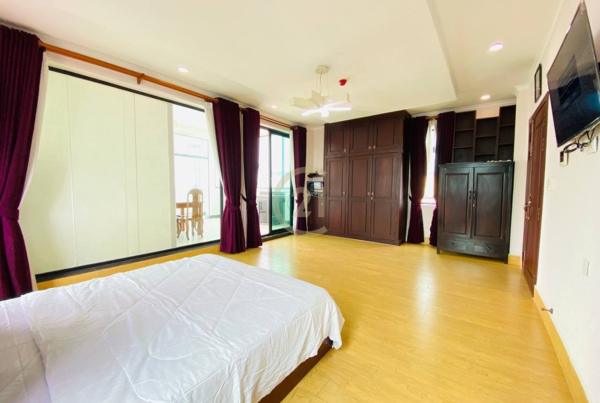 Western 1 bedroom for rent at Berng Tabek