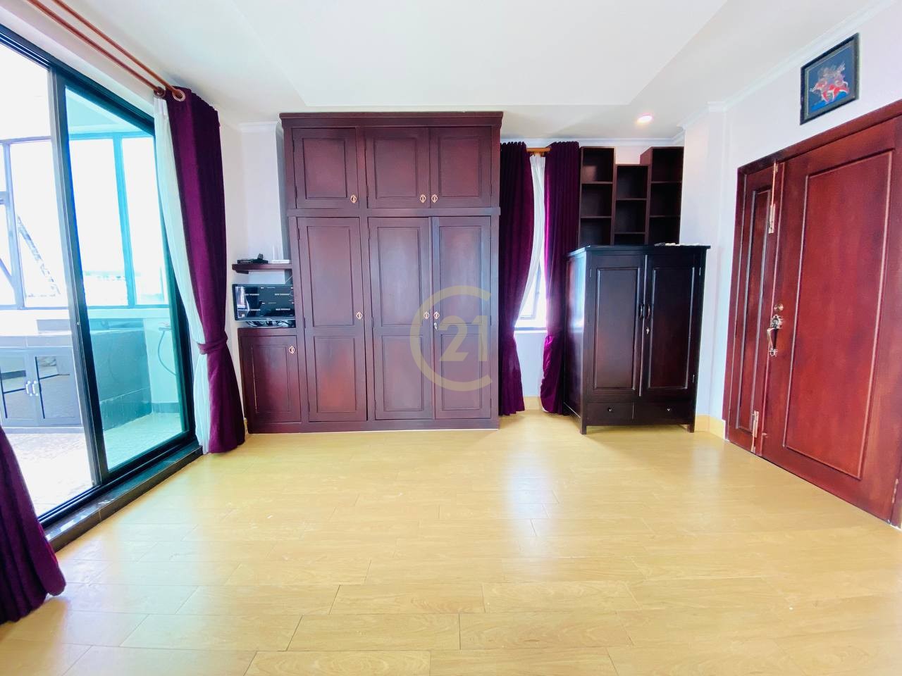 Western 1 bedroom for rent at Berng Tabek