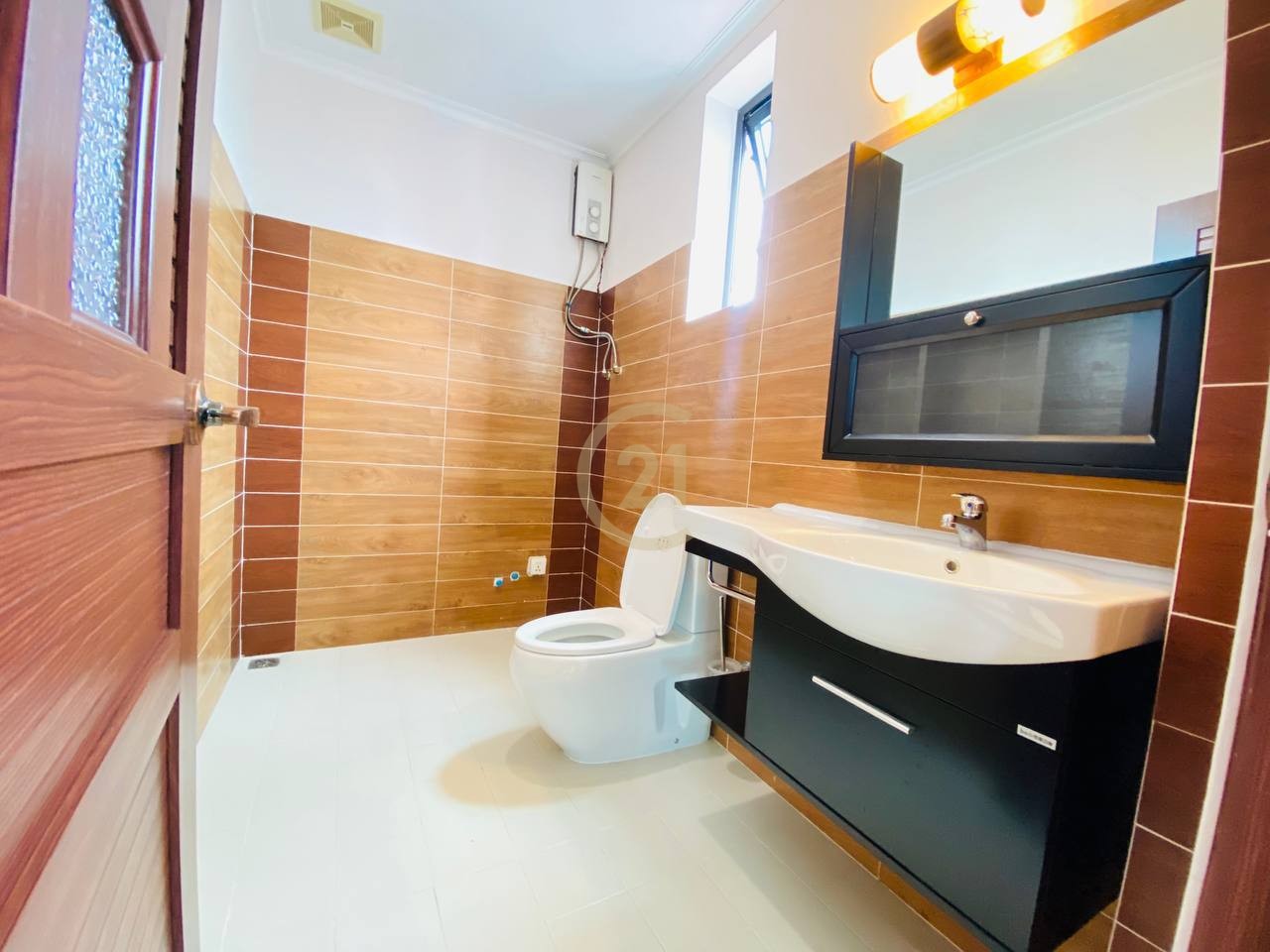 Western 1 bedroom for rent at Berng Tabek