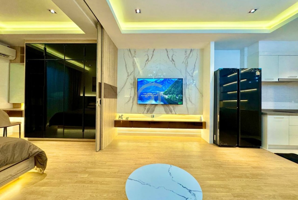 Condo for rent at Olympia City