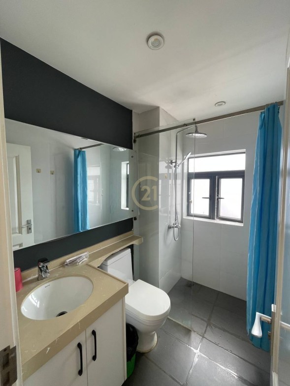 Cheaper 2 Bedroom for rent at BKK1
