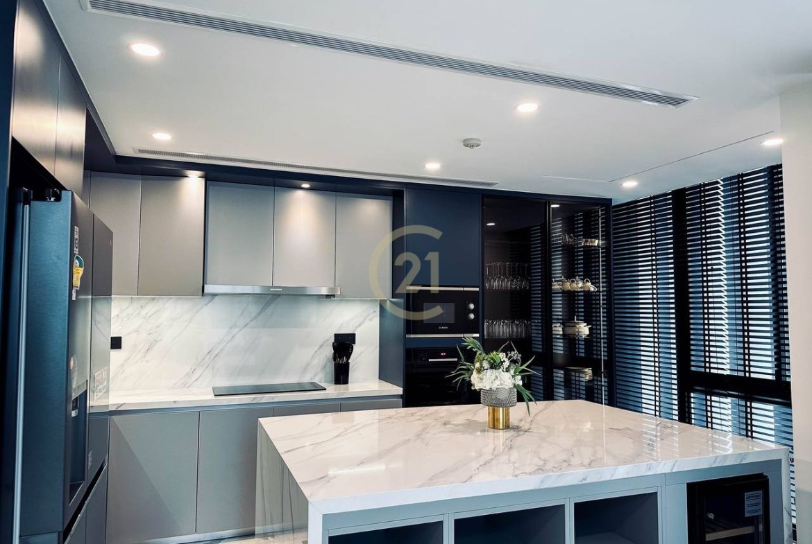 Luxury Penthouse 2 Bedroom for rent at Olympia City