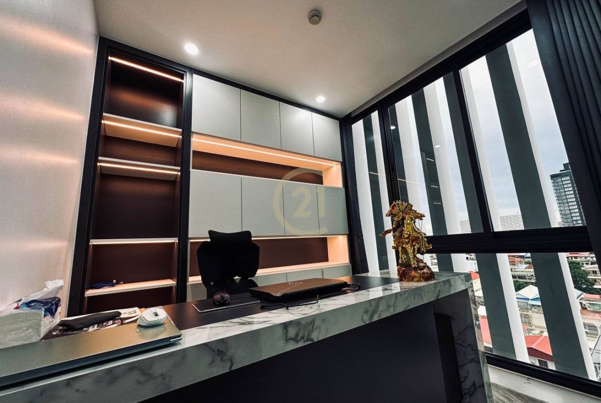 Luxury Penthouse 2 Bedroom for rent at Olympia City