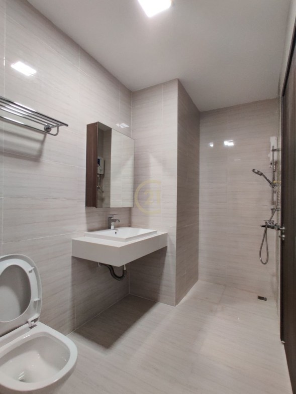 Condo 2 Bedroom for rent at Orkide 2004