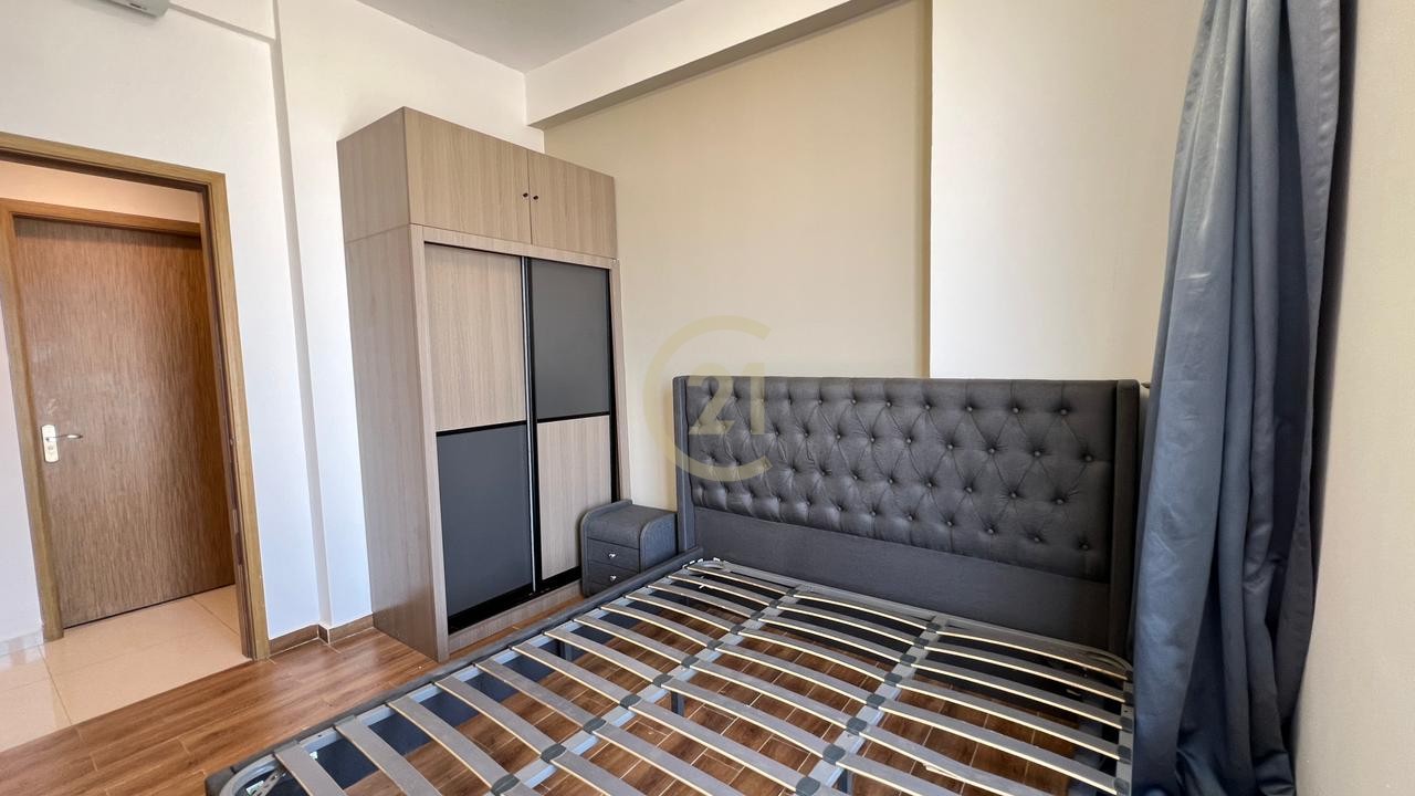 Condo 2 Bedroom for rent at Skyline