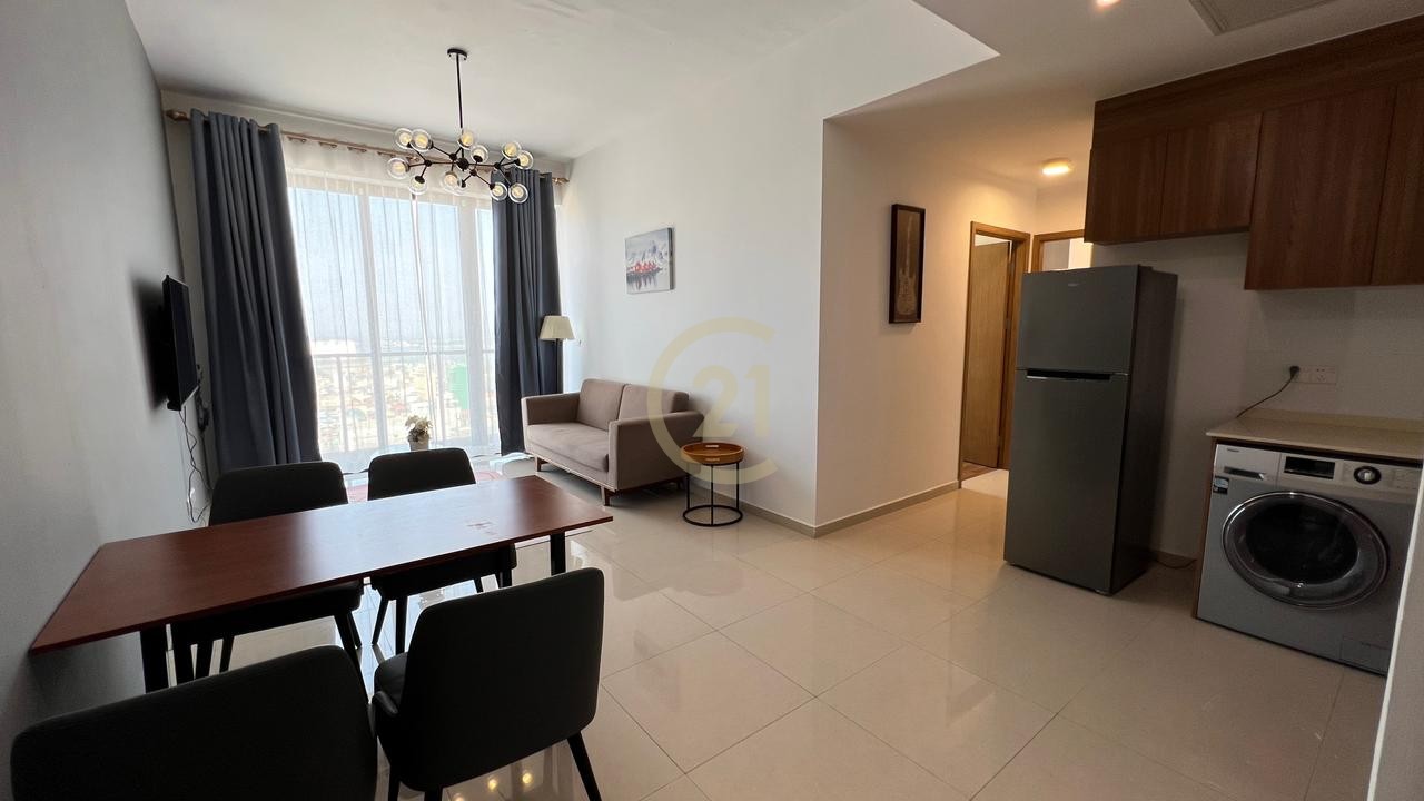 Condo 2 Bedroom for rent at Skyline