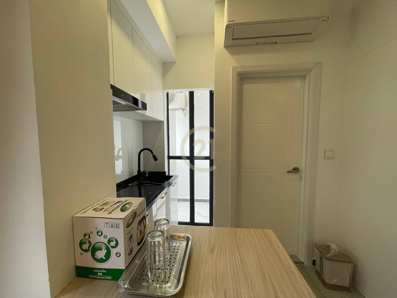 Nice Studio room For Rent At Olympic