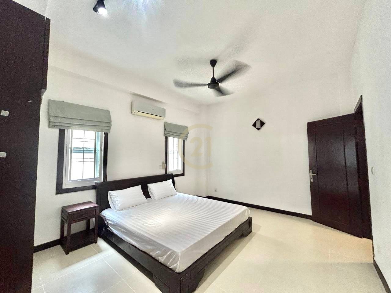 Big Three Bedroom For Rent At Tonle Bassac