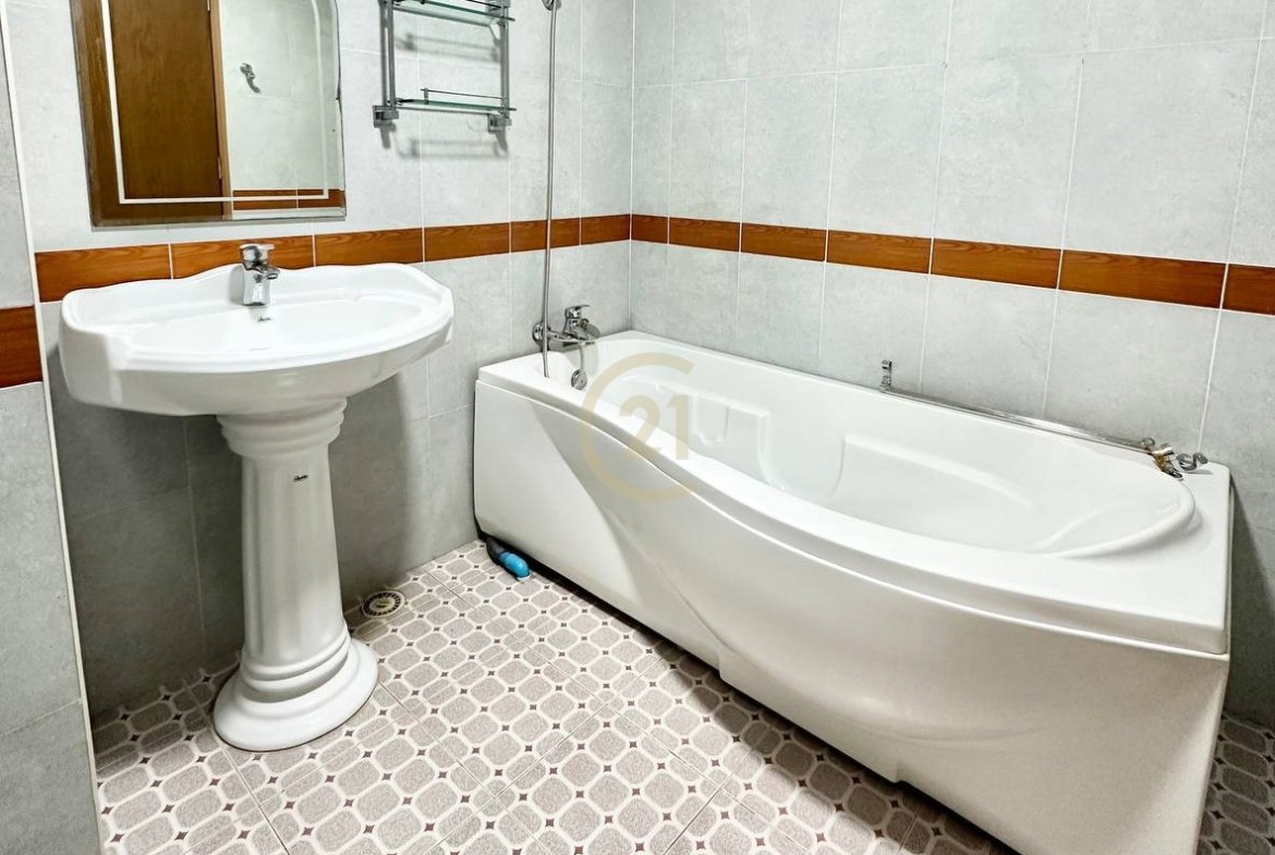 Specious 1 Bedroom for Rent at Toul Svay Prey