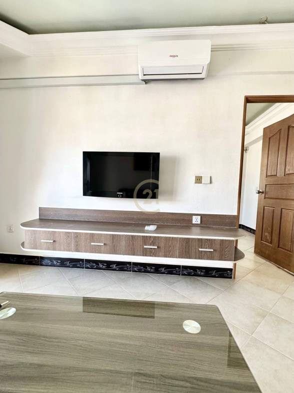 Specious 1 Bedroom for Rent at Toul Svay Prey