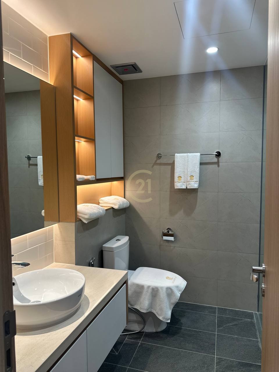 Brand New One Bedroom For Rent At Toul Tompung