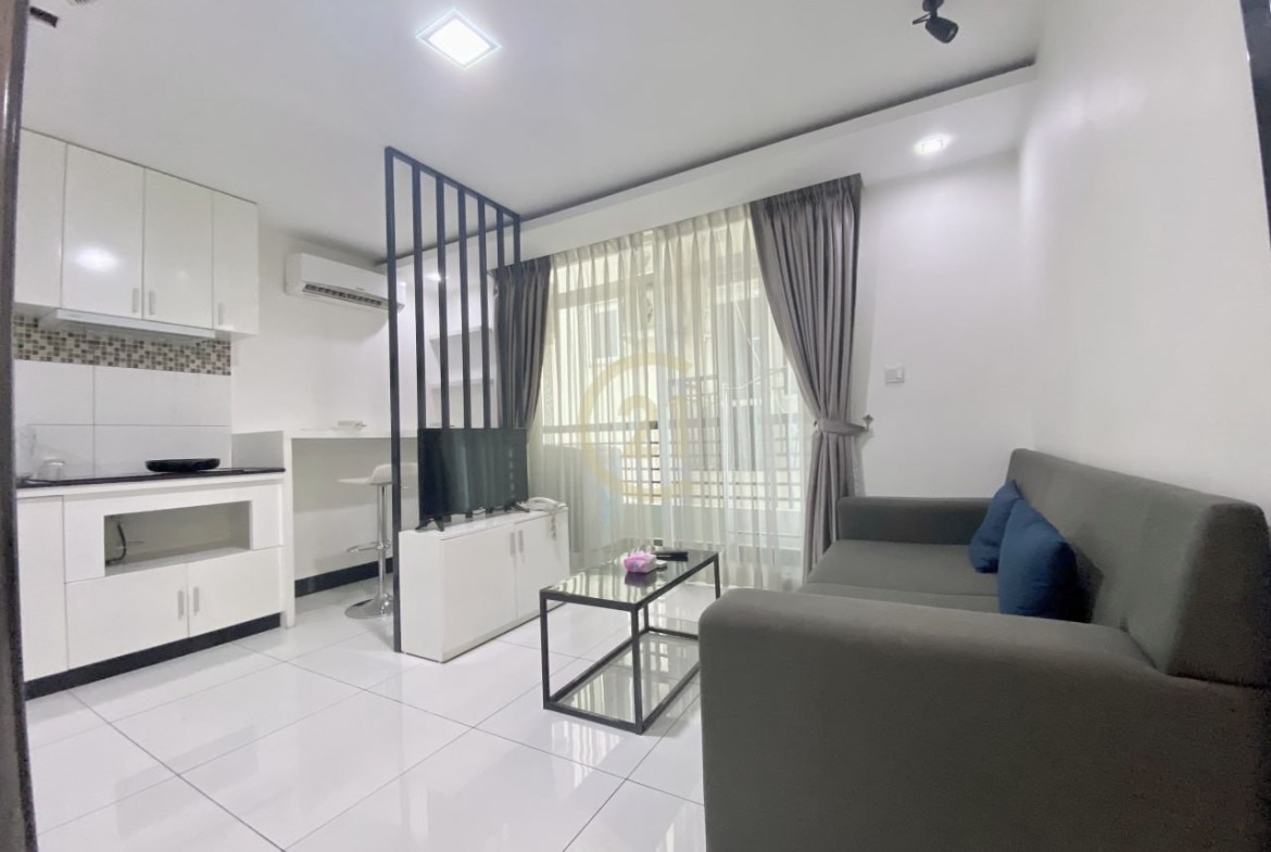 Modern One Bedroom For Rent At BKK3