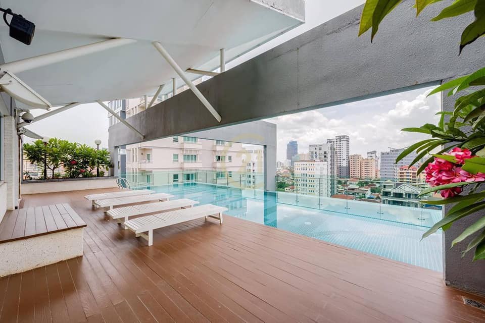 Beautiful Two Bedroom For Rent At BKK1