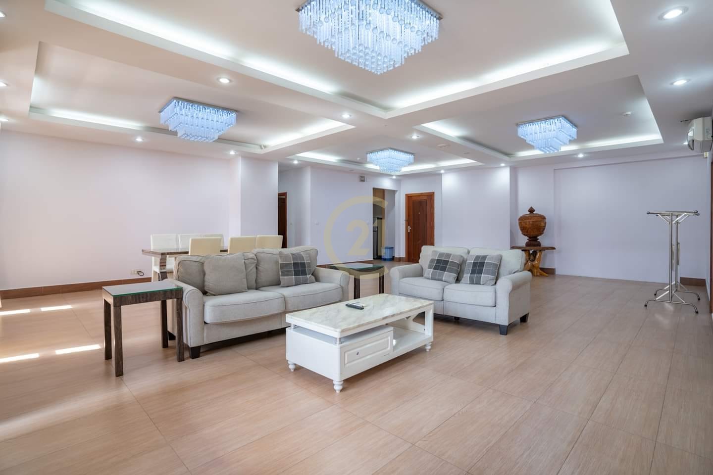 Specious 3Bed For Rent at Toul Svay Prey