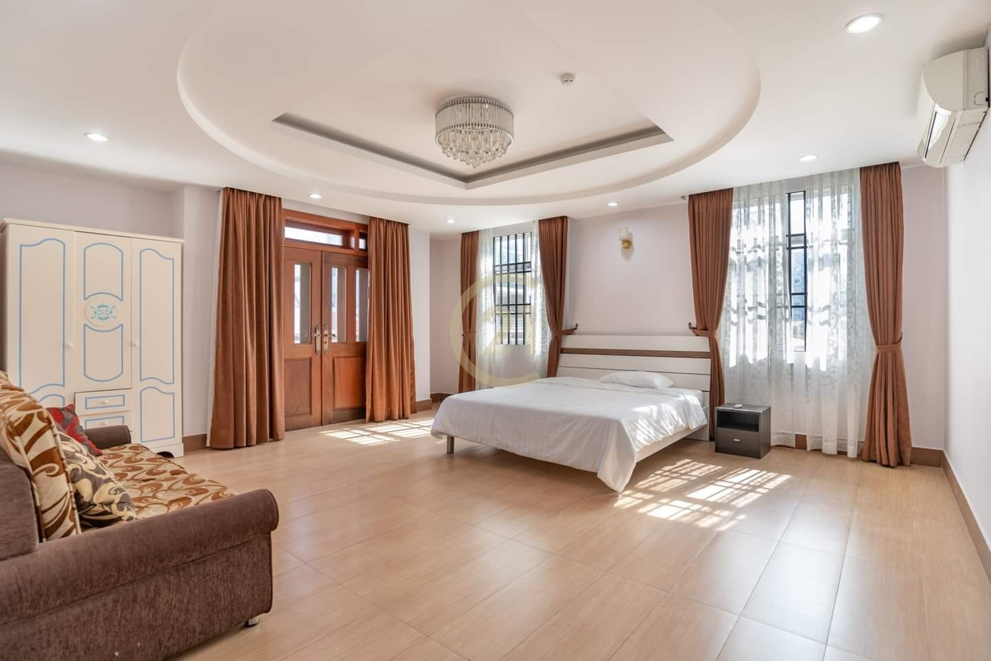 Specious 3Bed For Rent at Toul Svay Prey