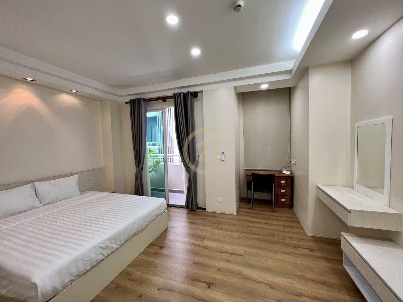 Specious 2 Bedroom for Rent at Tonle Bassac