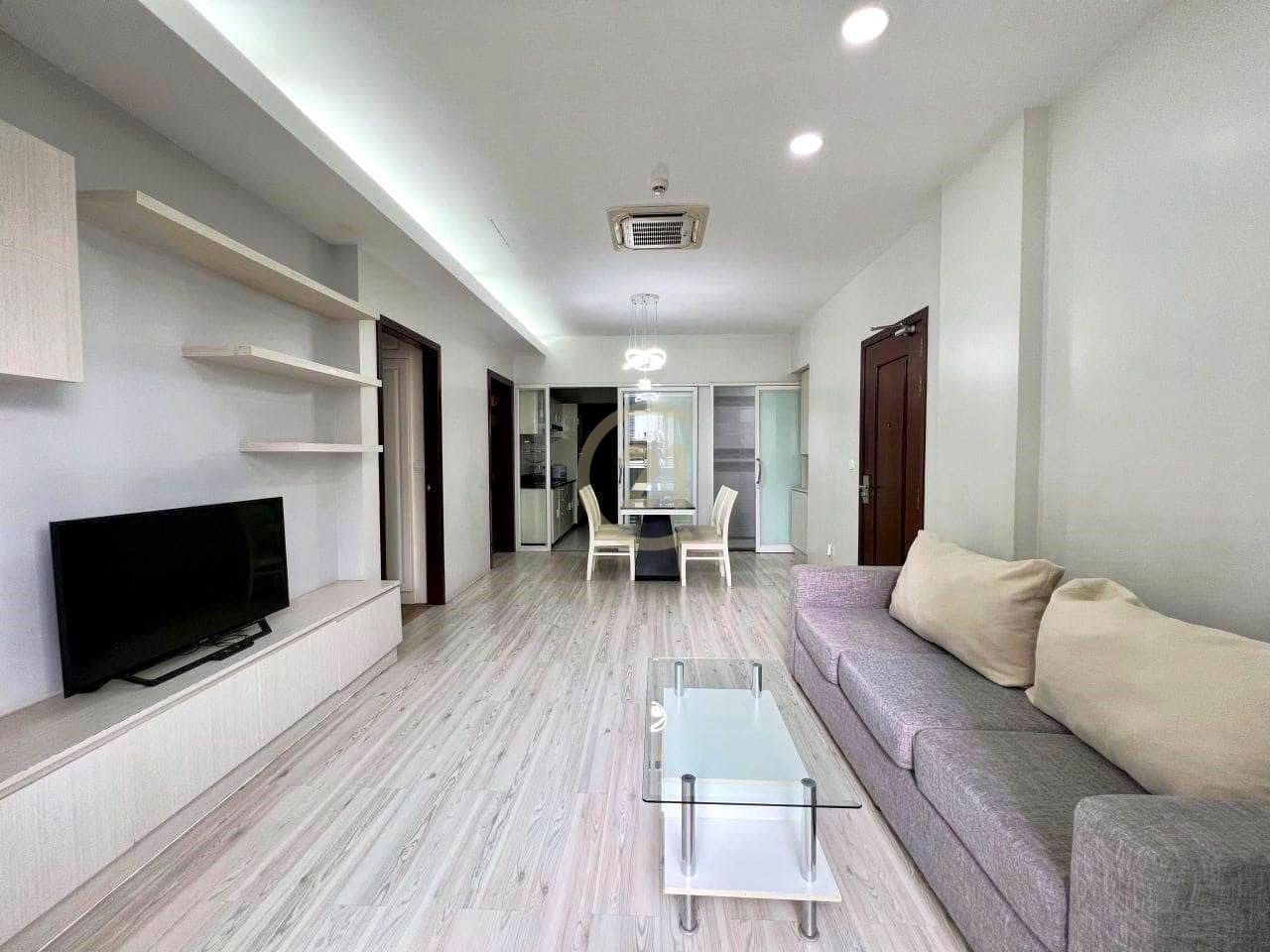 Specious 2 Bedroom for Rent at Tonle Bassac