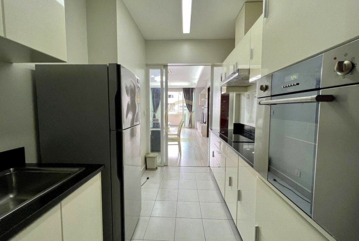 Specious 2 Bedroom for Rent at Tonle Bassac