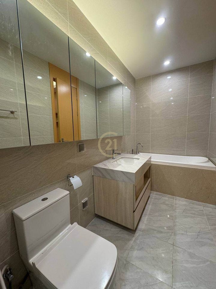 Biggest Three Bedroom for Rent at | BKK1, Phnom Penh