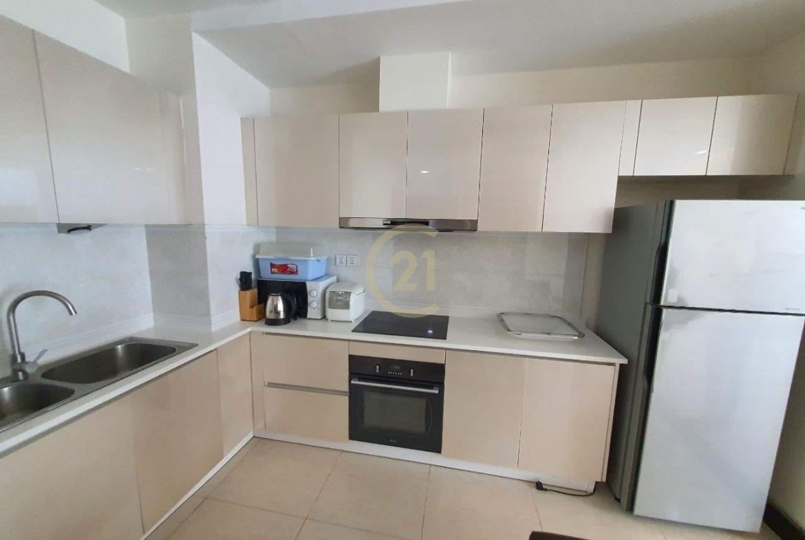 Specious One Bedroom for Rent at BKK2