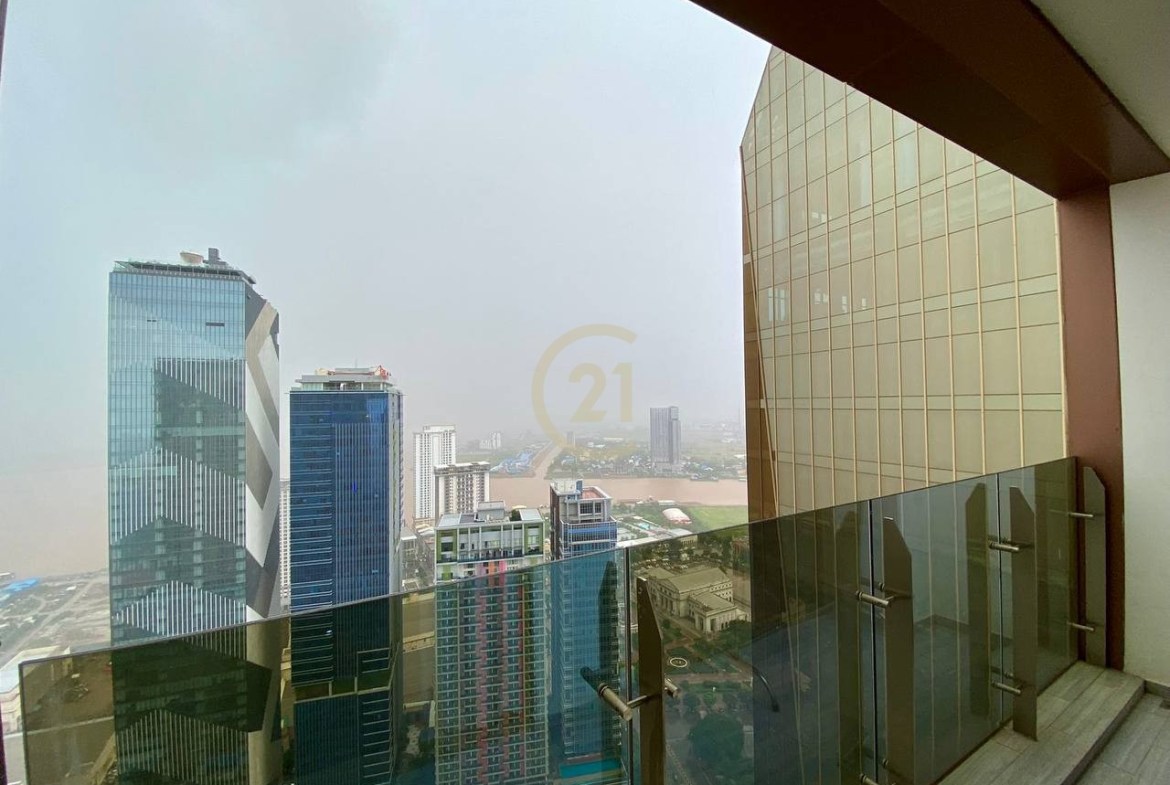 Condo Three Bedroom For Rent At Tonle Bassac
