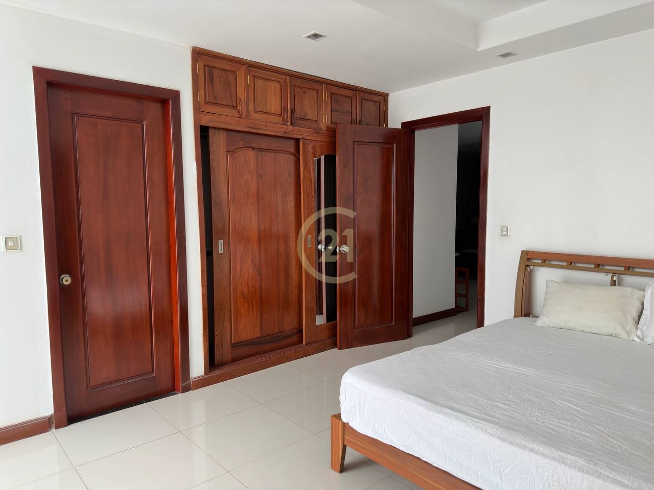 Whole Building For Rent At Toul Kork