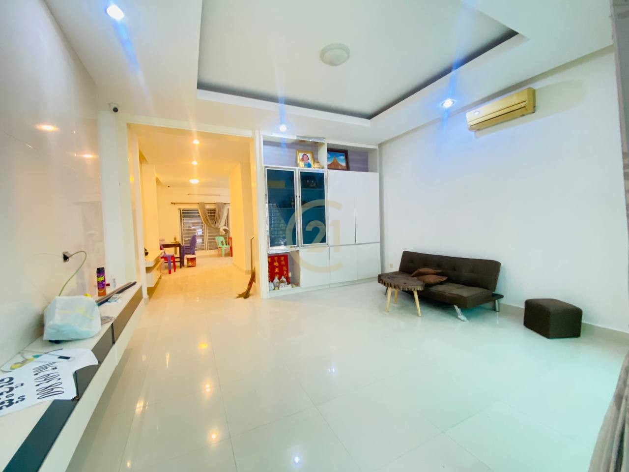 Special Price Villa LA for Rent at PH Boneg Snor