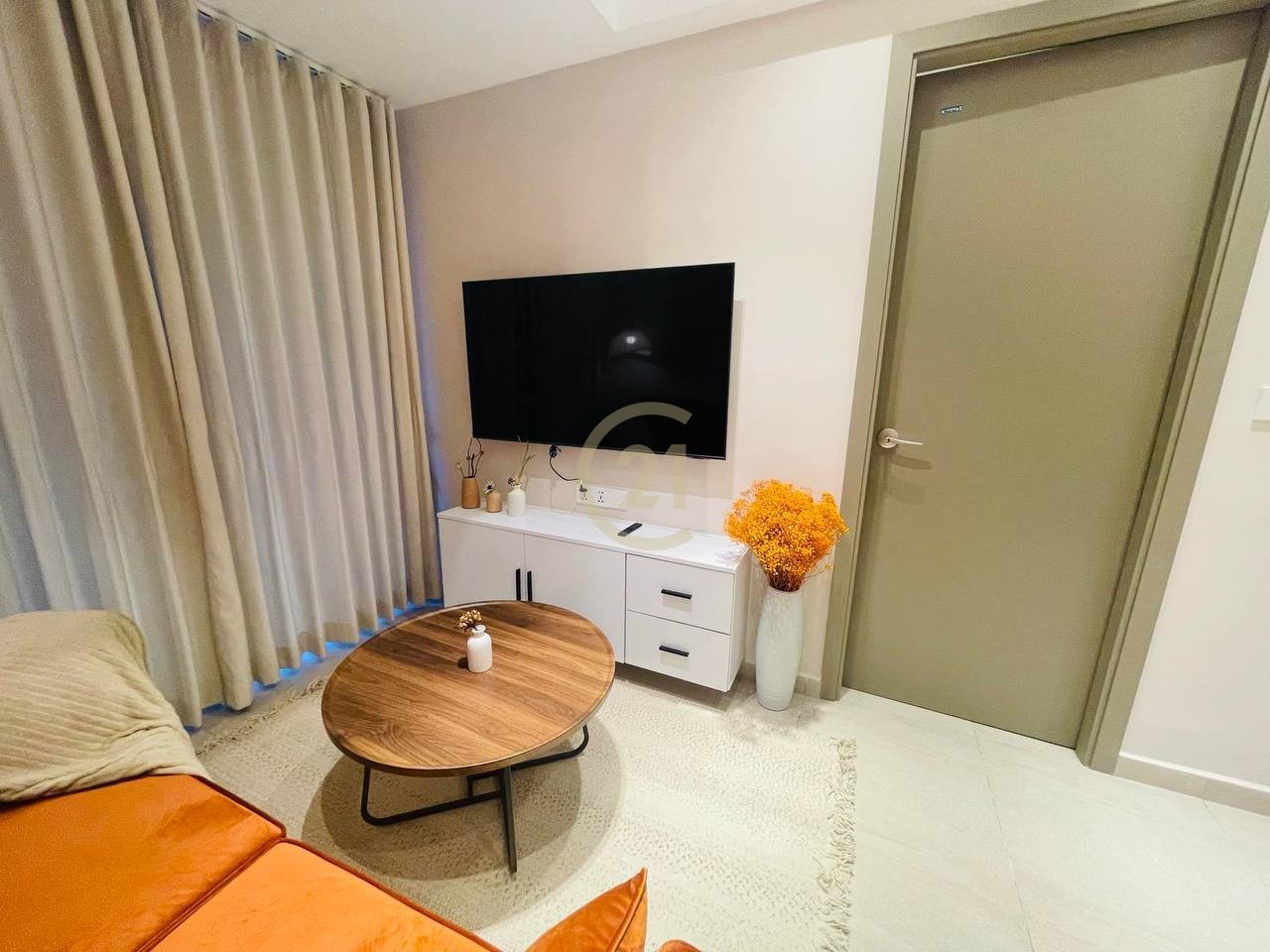Beautiful 1 Bedroom For Sale at Time Square 3