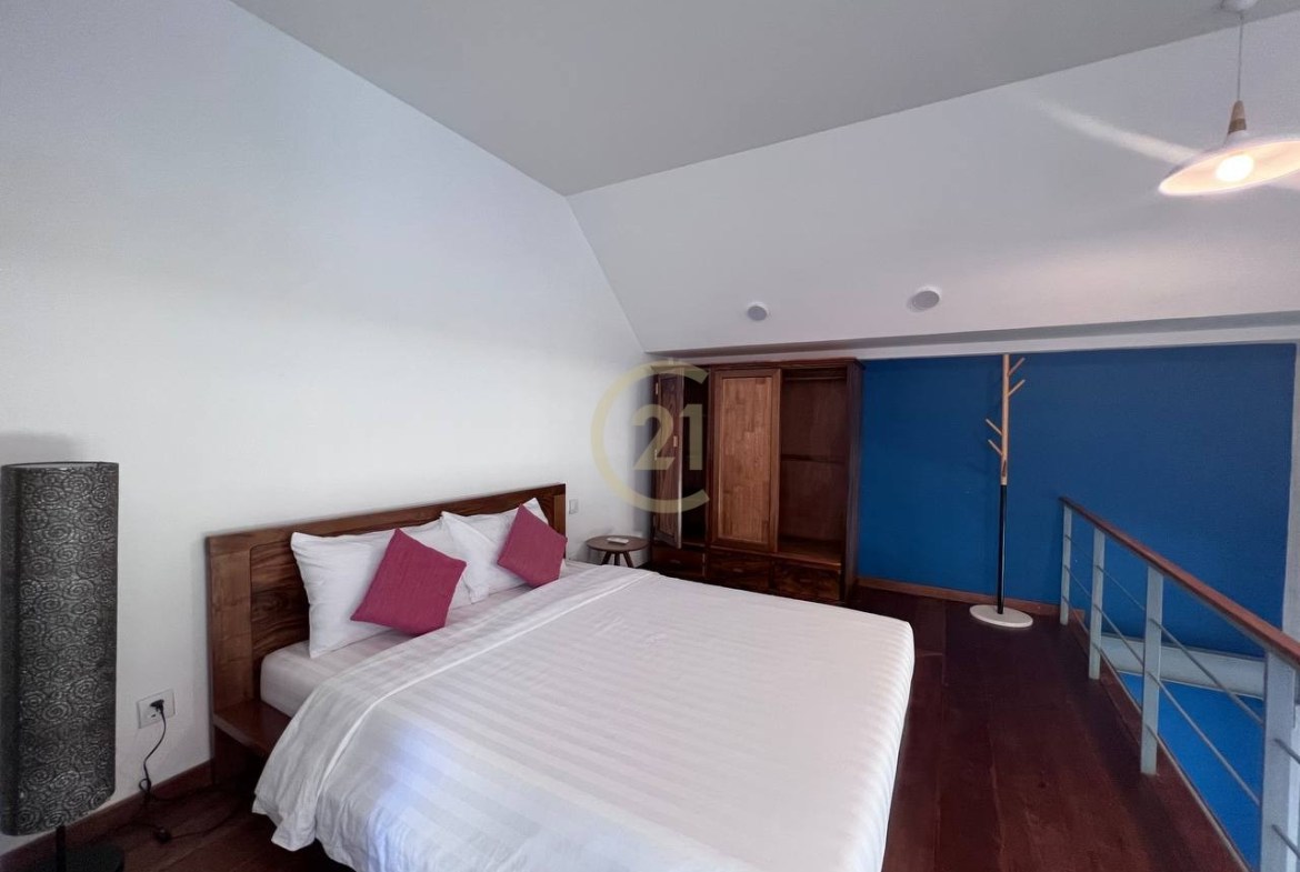 GOOD Duplex One Bedroom for rent at BKK3