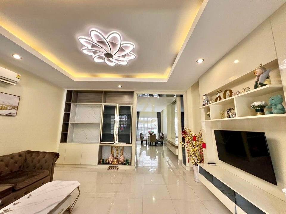 photo_2024-10-26_10-29-45