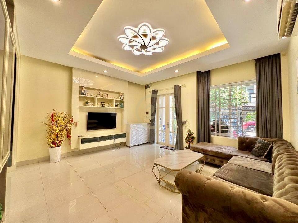 photo_2024-10-26_10-29-47